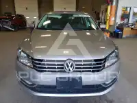 2013 Volkswagen Passat фото