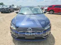 2013 Volkswagen Passat фото