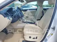 2013 Volkswagen Passat photo