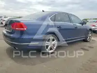 2013 Volkswagen Passat фото