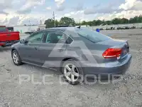 2013 Volkswagen Passat фото