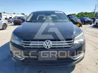 2013 Volkswagen Passat фото