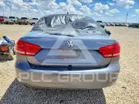 2013 Volkswagen Passat фото