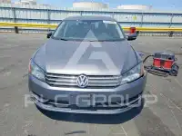 2013 Volkswagen Passat фото