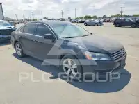 2013 Volkswagen Passat фото