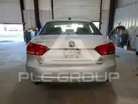 2013 Volkswagen Passat фото