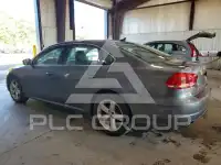 2013 Volkswagen Passat фото