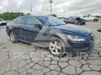 2013 Volkswagen Passat фото