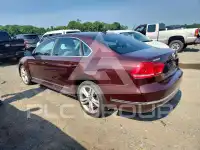 2013 Volkswagen Passat photo