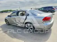 2013 Volkswagen Passat photo