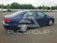 2013 Volkswagen Passat photo