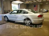2013 Volkswagen Passat фото