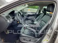 2013 Volkswagen Passat photo