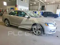 2013 Volkswagen Passat фото