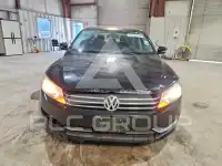 2013 Volkswagen Passat фото
