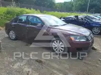 2013 Volkswagen Passat фото