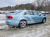 2013 Volkswagen Passat photo