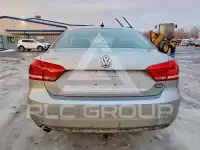 2013 Volkswagen Passat photo