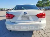 2013 Volkswagen Passat фото