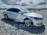 2013 Volkswagen Passat фото