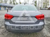 2013 Volkswagen Passat фото