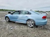 2013 Volkswagen Passat photo