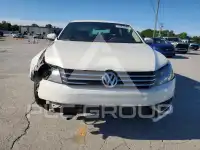 2013 Volkswagen Passat фото