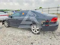 2013 Volkswagen Passat photo