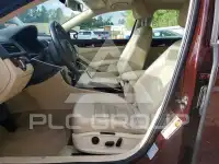 2013 Volkswagen Passat photo
