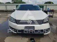 2013 Volkswagen Passat фото