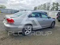 2013 Volkswagen Passat фото