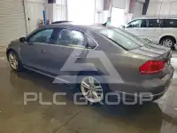 2013 Volkswagen Passat photo