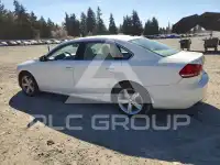2013 Volkswagen Passat photo