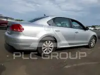 2013 Volkswagen Passat photo