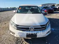 2013 Volkswagen Tiguan photo