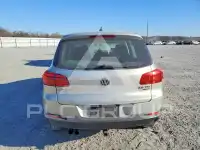 2013 Volkswagen Tiguan photo