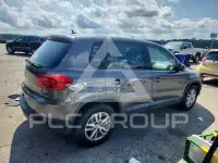 2013 Volkswagen Tiguan photo