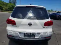 2013 Volkswagen Tiguan photo