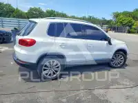 2013 Volkswagen Tiguan photo
