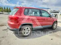 2013 Volkswagen Tiguan photo