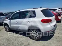 2013 Volkswagen Tiguan фото