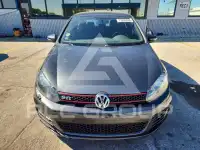 2013 Volkswagen GTI photo