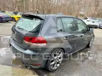 2013 Volkswagen GTI фото