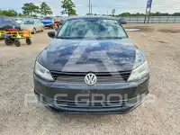 2013 Volkswagen Jetta photo