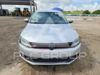 2013 Volkswagen Jetta photo