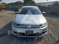 2013 Volkswagen Jetta photo