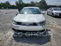 2013 Volkswagen Jetta photo