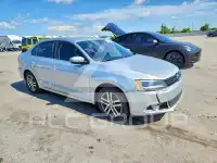 2013 Volkswagen Jetta photo