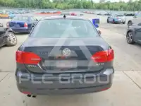 2013 Volkswagen Jetta photo