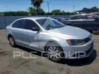 2013 Volkswagen Jetta photo